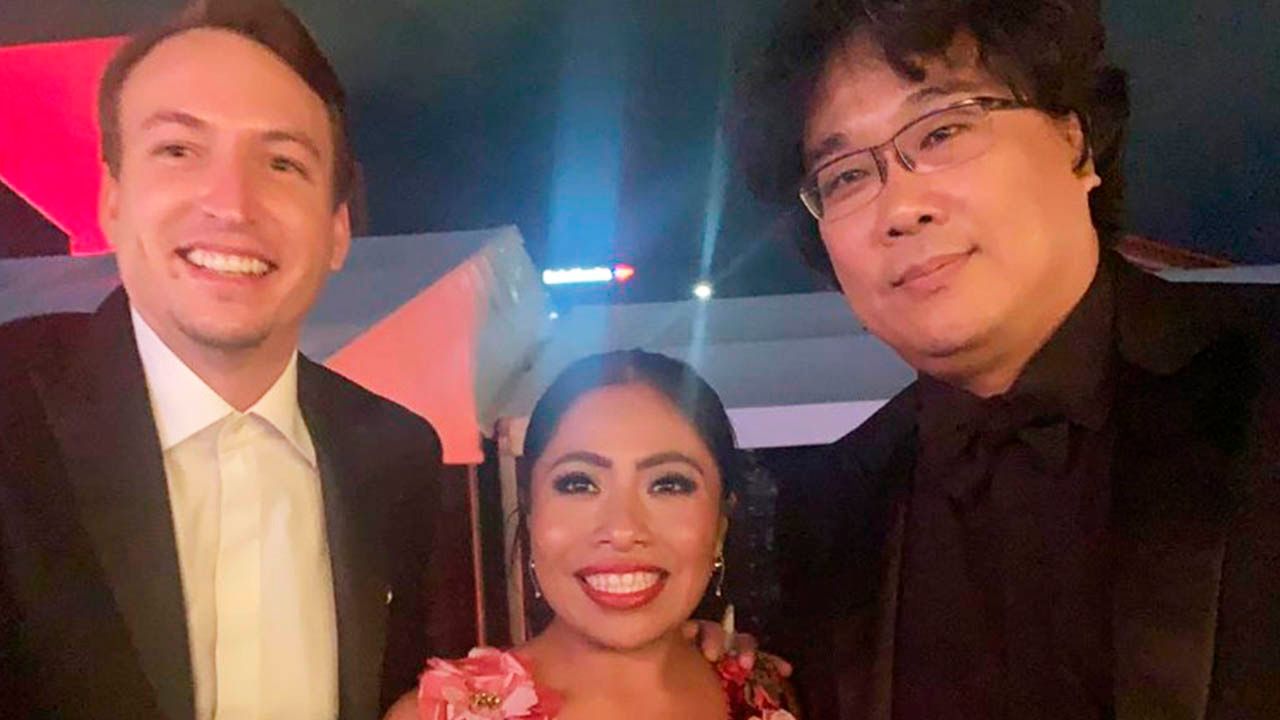 Bong Joon Ho Festej Con Yalitza Aparicio Sus Victorias En Los Oscar