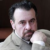 Carlos Alvarez