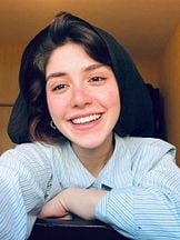 foto de Niousha Akhshi