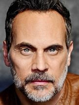 foto de Todd Stashwick