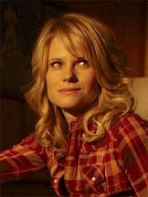 Joelle Carter