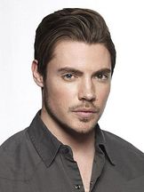 foto de Josh Henderson