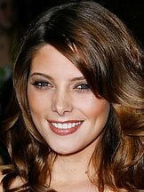 foto de Ashley Greene Khoury