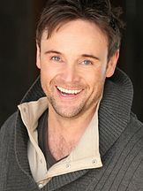 foto de Kirby Morrow