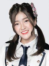 foto de Jennis Oprasert