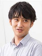 foto de Yuzuru Tachikawa