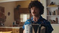 imagen de 'Weird: The Al Yankovic Story' - Tráiler oficial 