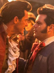 Cartel de La Bella y La Bestia Temporada 1