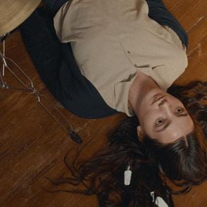 Foto Edie Arnold is a Loser