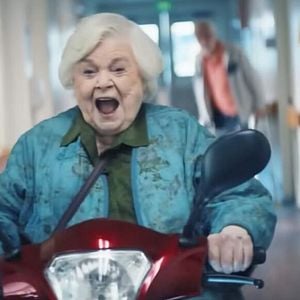 Foto Thelma: Una Abuela En Acción