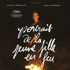 Foto Retrato de una mujer en llamas