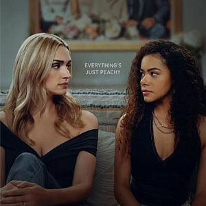 Foto Ginny y Georgia