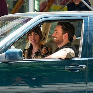 Foto Amores Materialistas