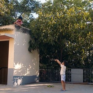 Foto Don't Tell Mother