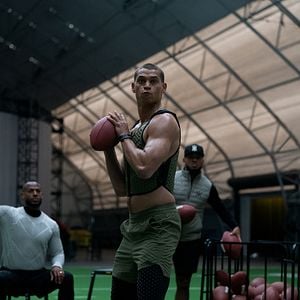 Foto Him: el elegido