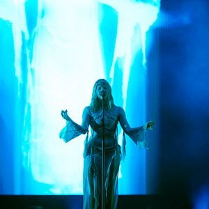 Foto Aurora : What Happened To The Earth ?