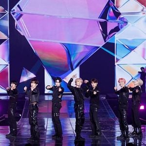 Foto ZEROBASEONE THE FIRST TOUR [TIMELESS WORLD] IN CINEMAS