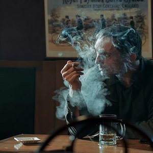 Foto El Águila y el Gusano