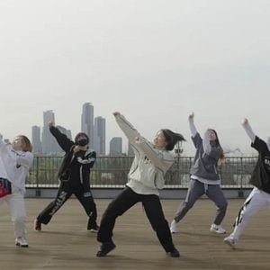 Foto BTS Army: Forever We Are Young