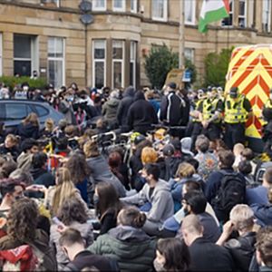 Foto Everybody to Kenmure Street