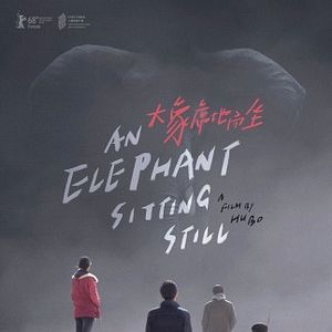 Foto Un elefante sentado y quieto