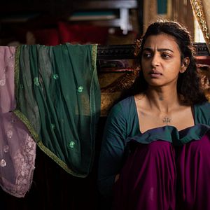 Foto Solitaria es la noche: Los crímenes de la familia Bansal