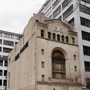 Foto Reflections in Synagogue: Observational and Speculative Musings On Contemporary Jewry