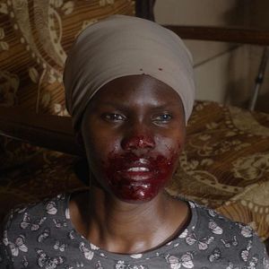 Foto Eayshat Lam Taeud Qadiratan Ealaa Altayaran