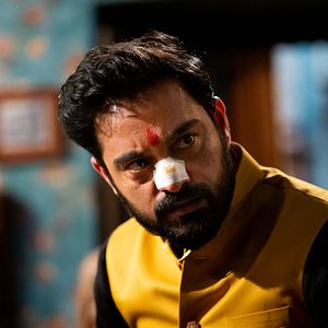 Foto Solitaria es la noche: Los crímenes de la familia Bansal