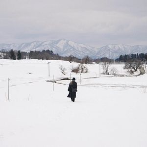 Foto Two Seasons, Two Strangers