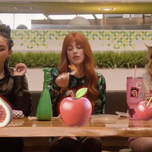 Foto Forbidden Fruits