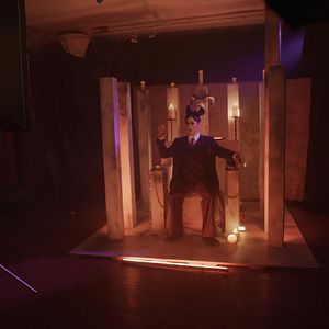 Foto 10 Swords & The Moon