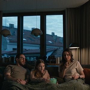 Foto How to Divorce During the War