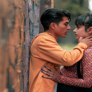 Foto El Águila y el Gusano