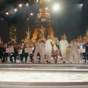 Foto Christina Aguilera Navidad en Paris