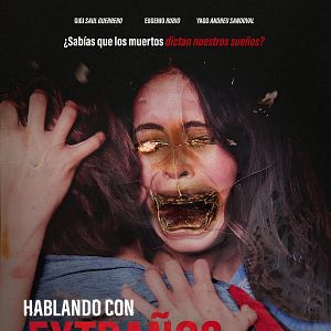 Foto Hablando con Extraños