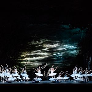 Foto Royal Ballet and Opera: El lago de los cisnes
