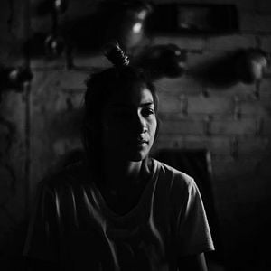 Foto Los amantes se despiden con la mirada