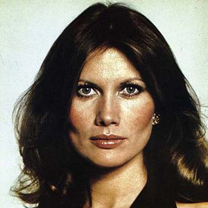 Foto El hombre con el revolver de oro