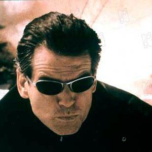 Foto 007: El mundo nunca es suficiente