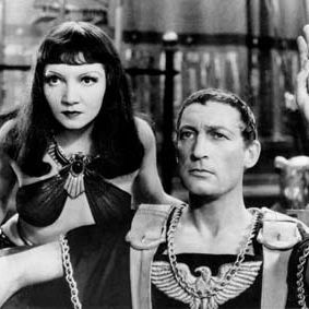 Foto Claudette Colbert