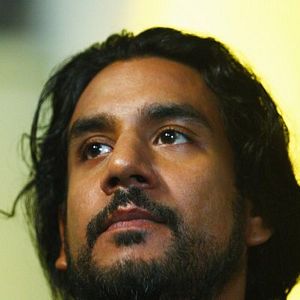 Foto Naveen Andrews