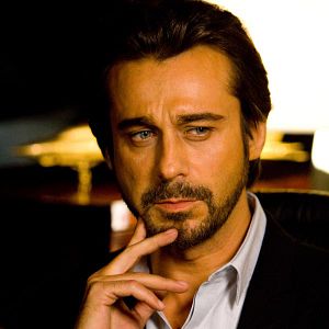 Foto Encuentro explosivo