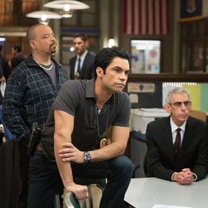 Foto La Ley Y El Orden: UVE