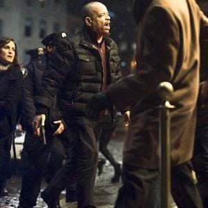 Foto La Ley Y El Orden: UVE