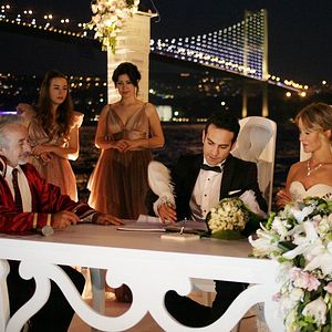 Foto Kuzey Güney: Dos hermanos y un mismo amor