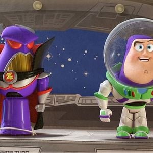 Foto Toy Story Toons: Pequeño gran Buzz