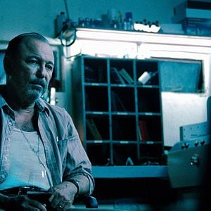 Foto Protegiendo al enemigo