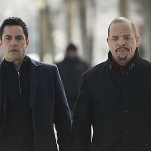 Foto La Ley Y El Orden: UVE