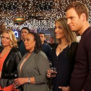 Foto Charlie Barnett